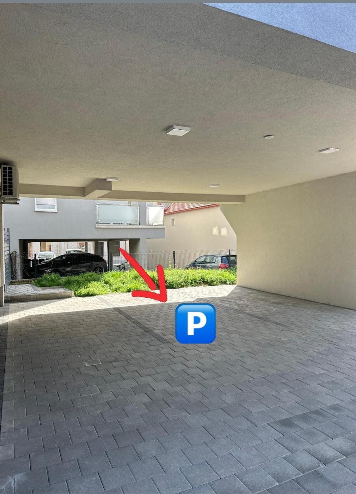 Apartman “Manhattan” Krizevci Exterior photo